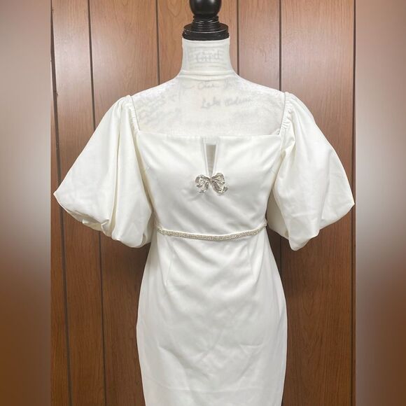 Self-Portrait Bow-Embellished Off-The-Shoulder Dress size 6 - Picture 7 of 12